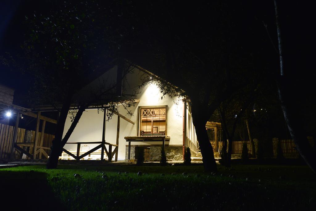 Villa Jrhogher Dilidschan Zimmer foto